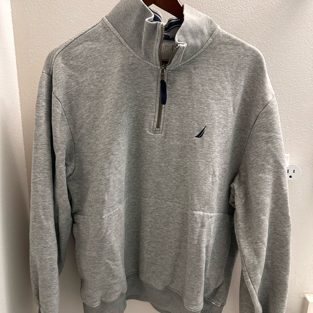 Nautica Men's Light Gray Quarter-Zip Pullover with Navy Logo